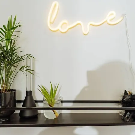 Appartement 8 - New Building & Parking *