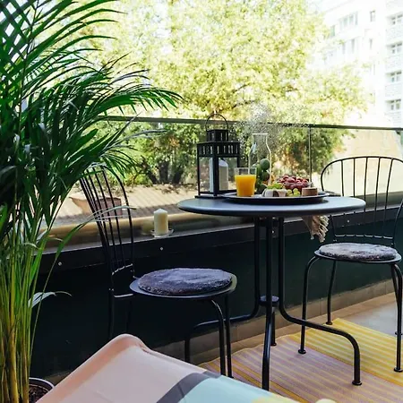 8 - New Building & Parking アパート *