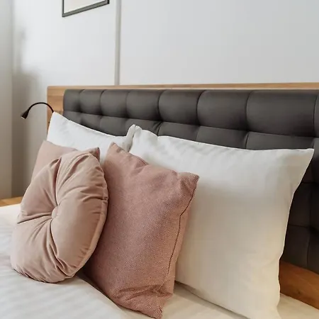 דירה 8 - New Building & Parking *