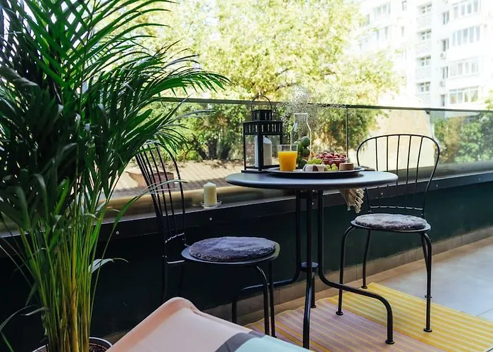 8 - New Building & Parking アパート *