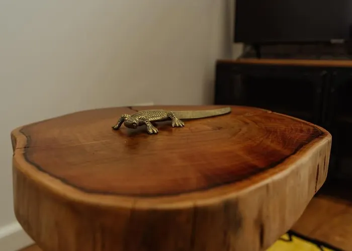 8 - New Building & Parking ブカレスト