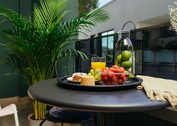 8 - New Building & Parking Bucharest